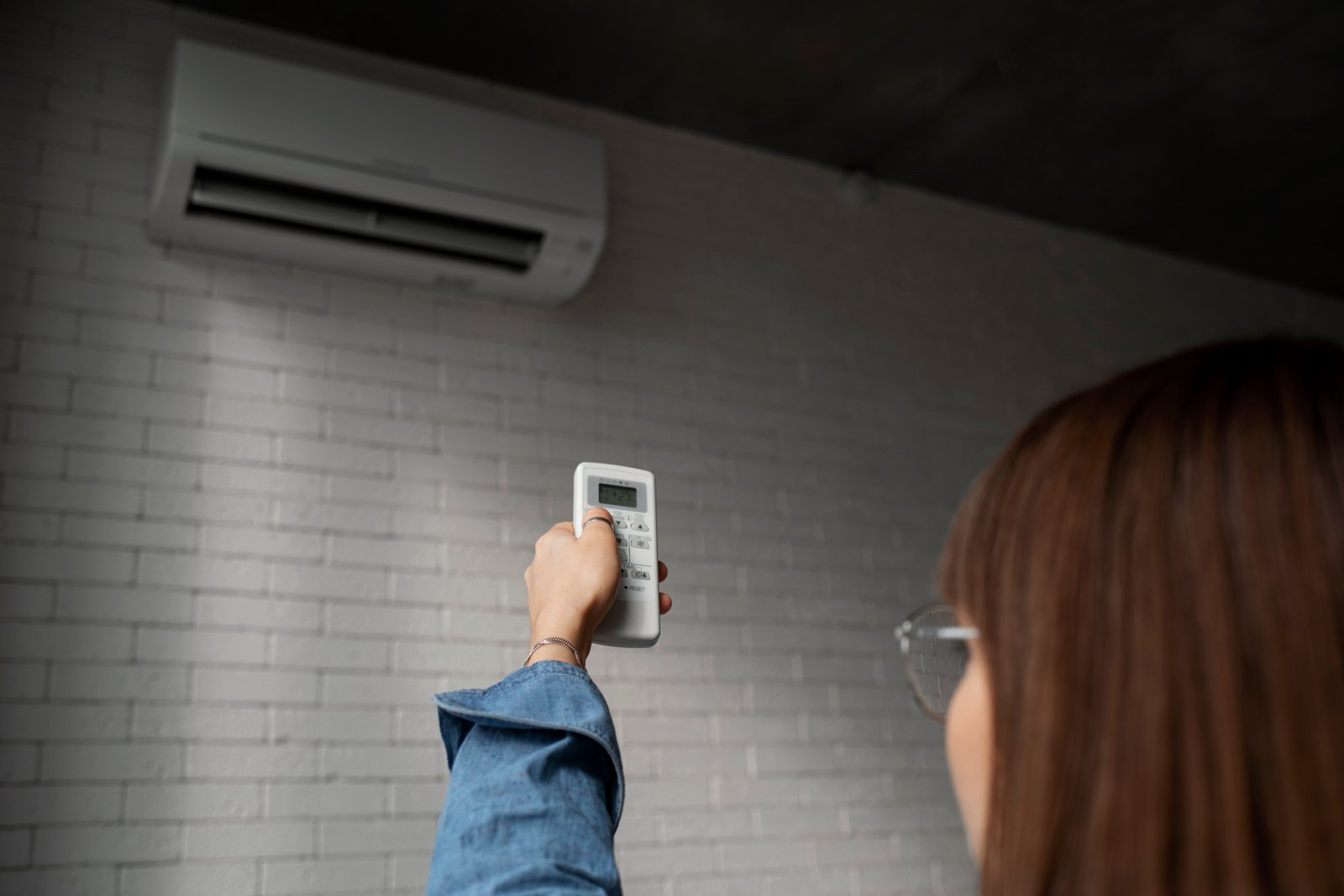 Indoor mini-split heat pump unit